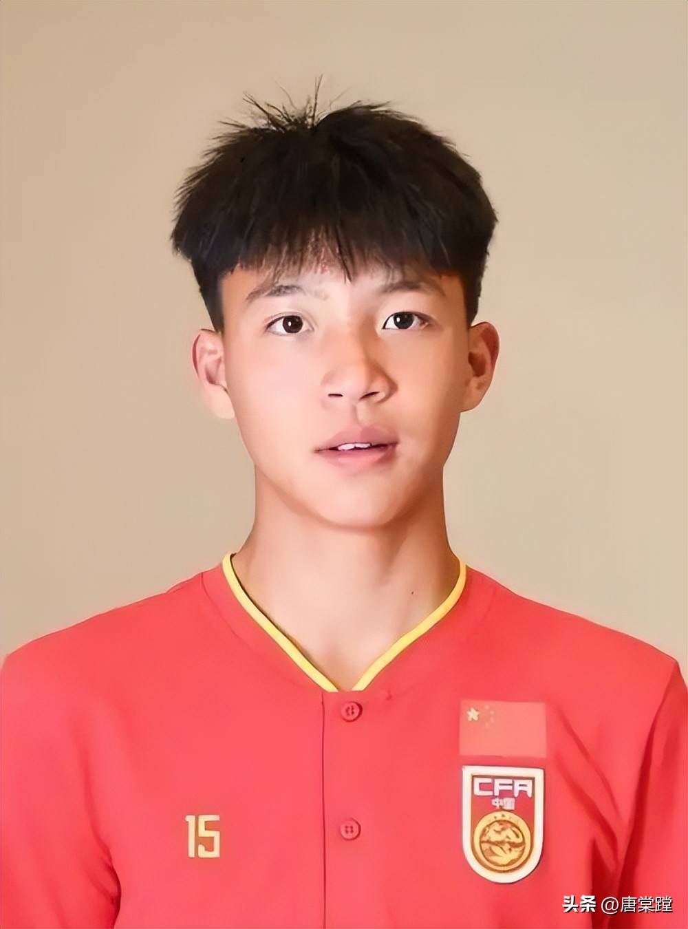 新晋球员在比赛中展现出极高的潜力