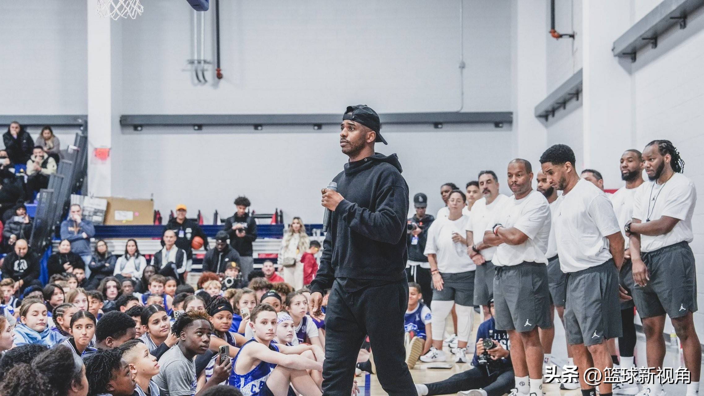 NBA球员赴欧洲篮球联赛，球队备战冲刺全球锦标赛