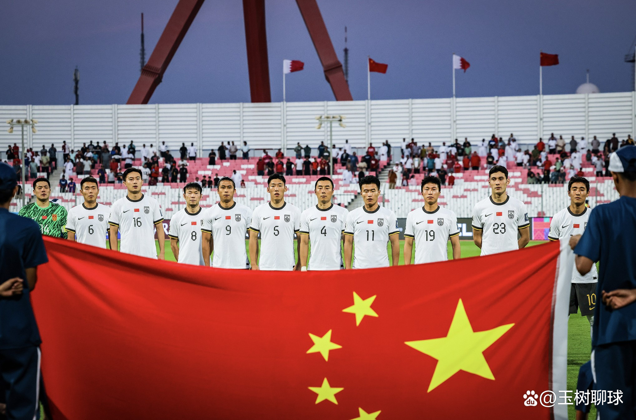 国内足球聚焦：各队新科大将崭露头角的简单介绍