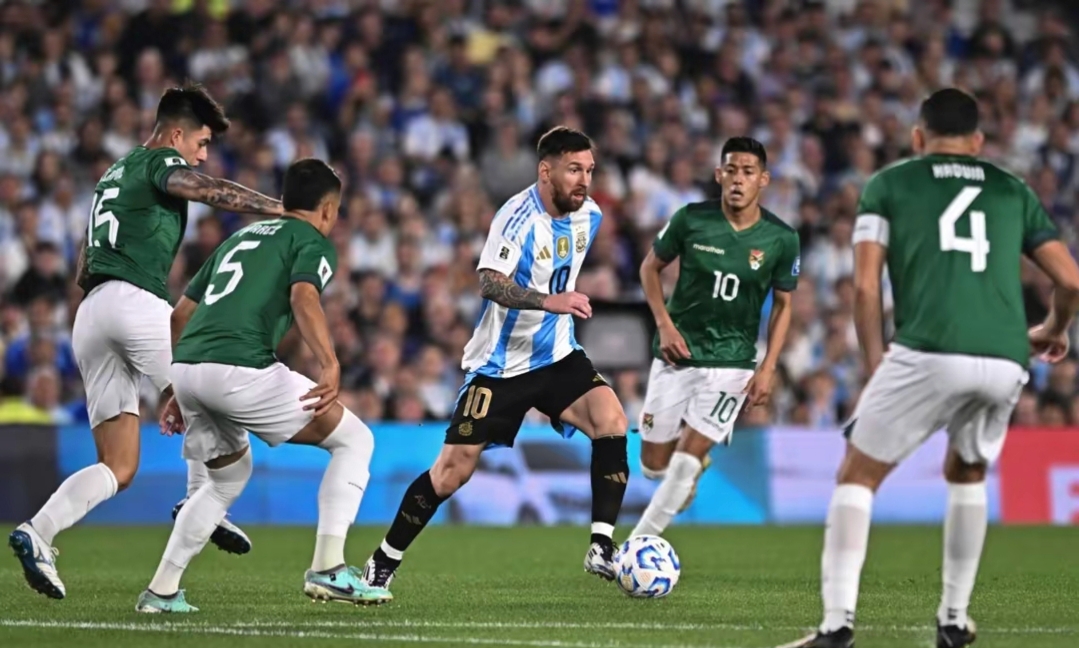 梅西禁区内破门，巴萨客场横扫马德里竞技