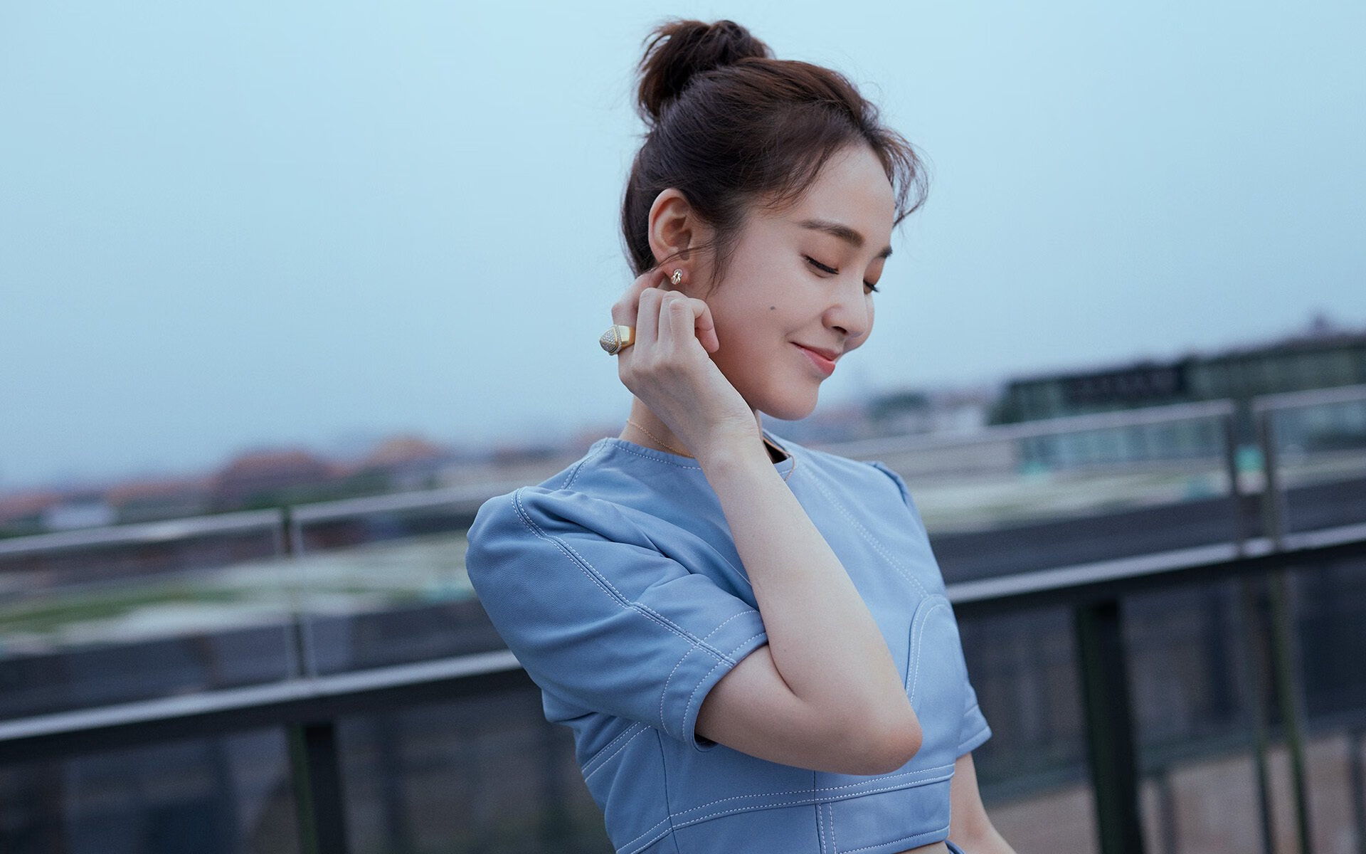 双城记，芝加哥公牛的团队胜利与浓眉跨域的个人英雄主义