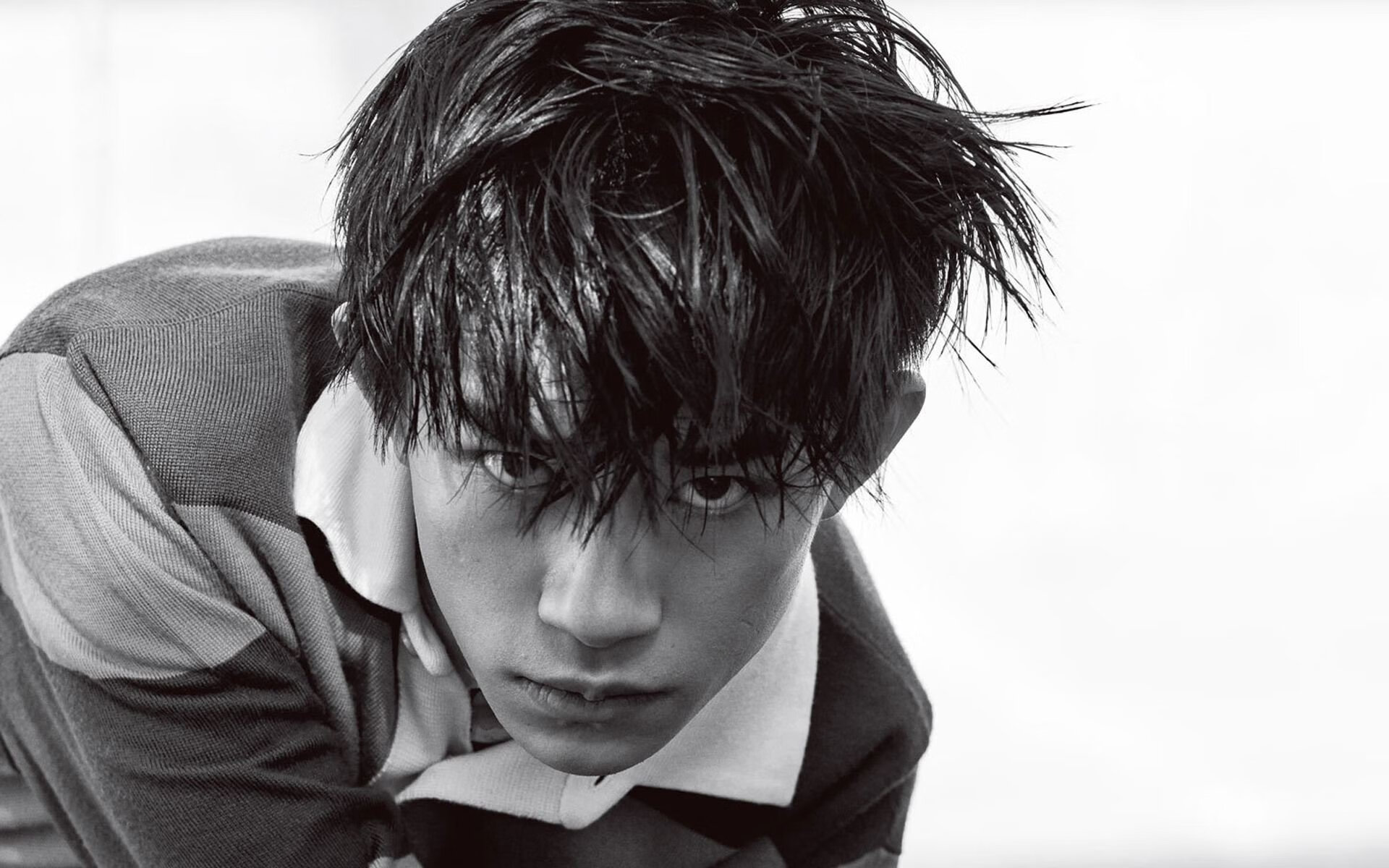 阿尔瓦雷斯独中两元，国际米兰闪电战击溃拉齐奥