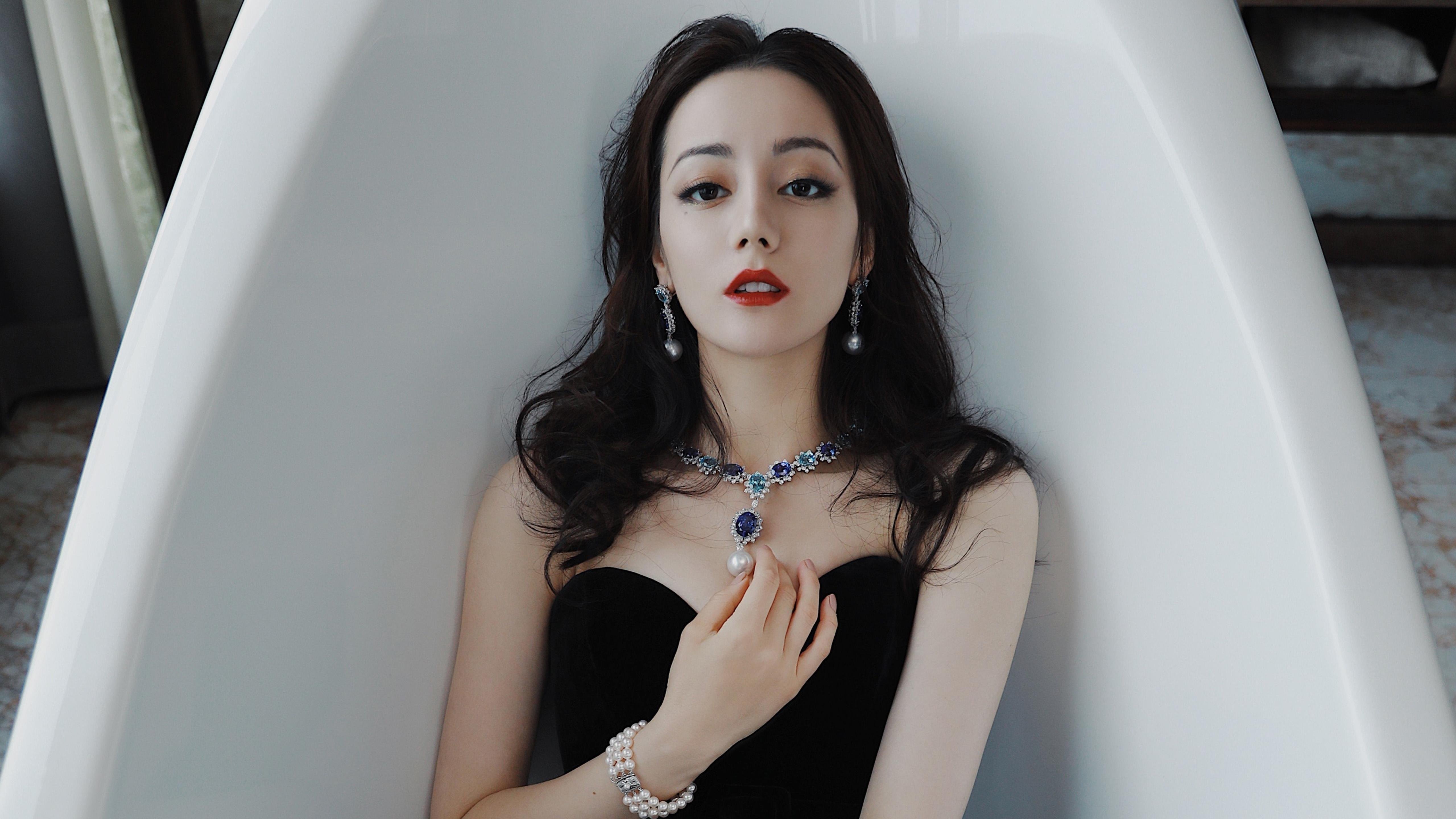 赛道与绿茵的跨界交响，当卡马文加在F1街道赛完胜玻利维亚