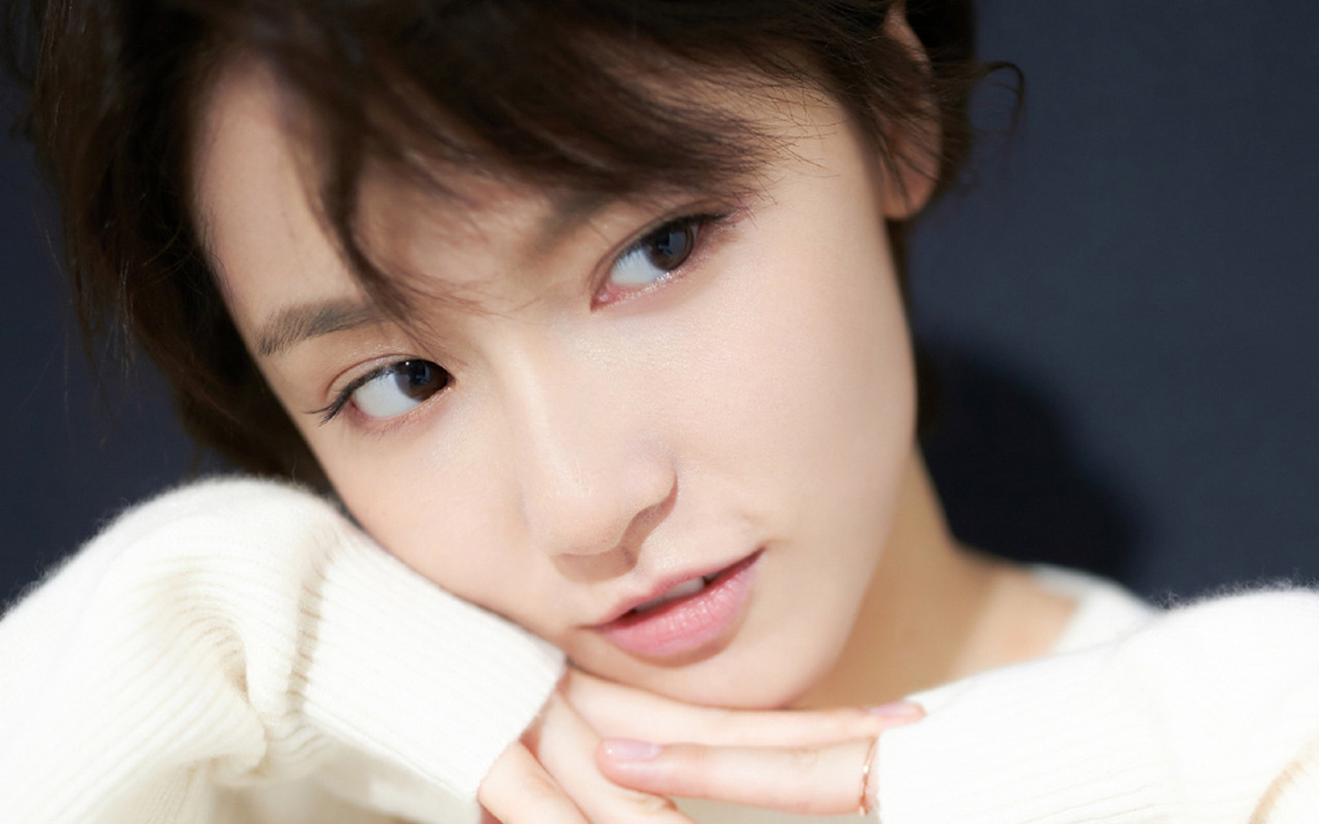 双线主宰，尤文强势拿下挪威，戈麦斯在F1街道赛接管比赛